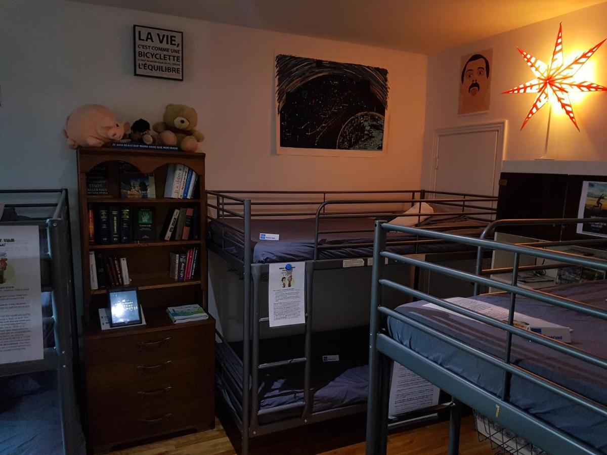 Хостел Pied-A-Terre Mont-Royal Монреаль Экстерьер фото